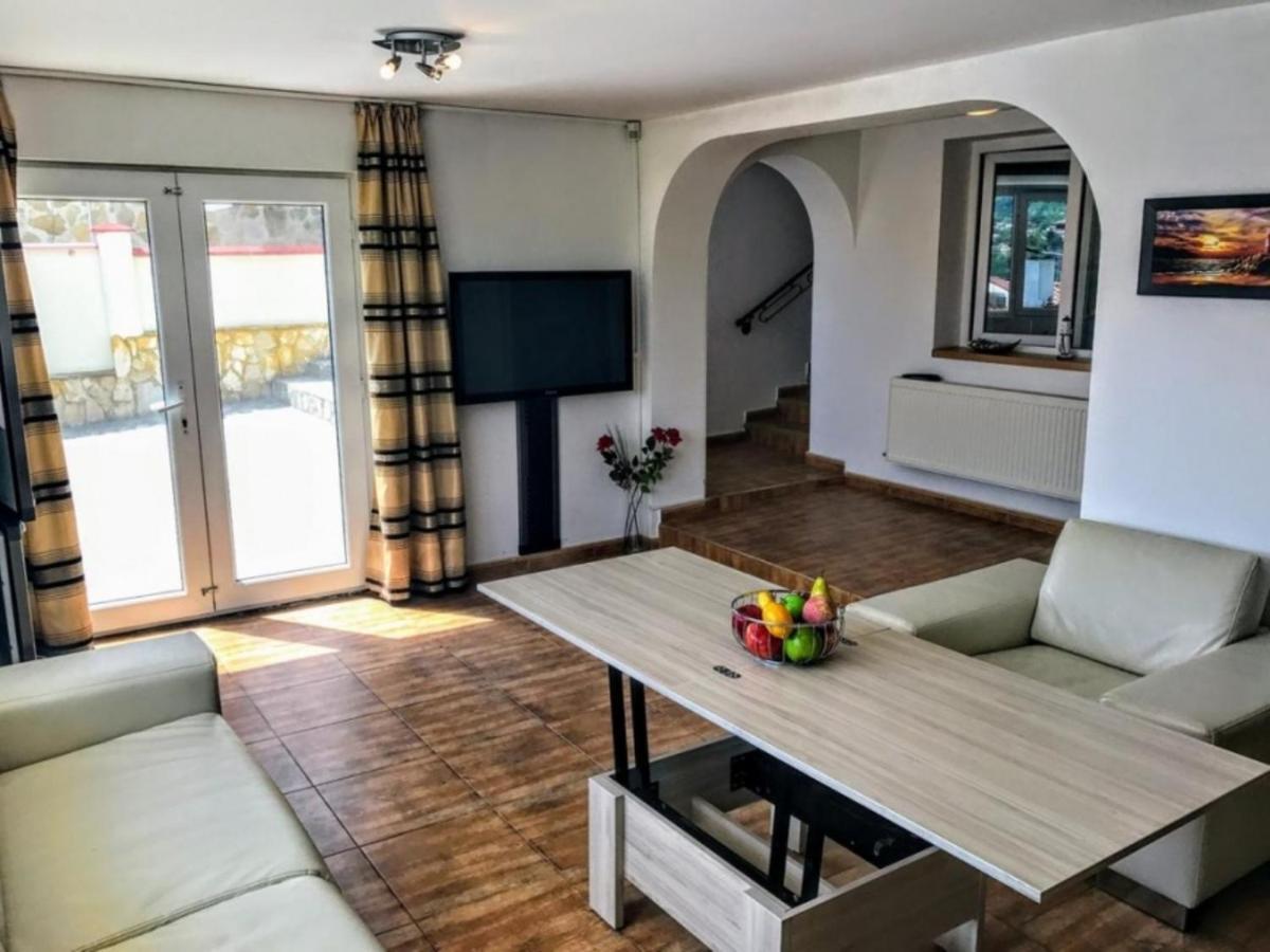 Villa Bianca Baltsjik Eksteriør bilde
