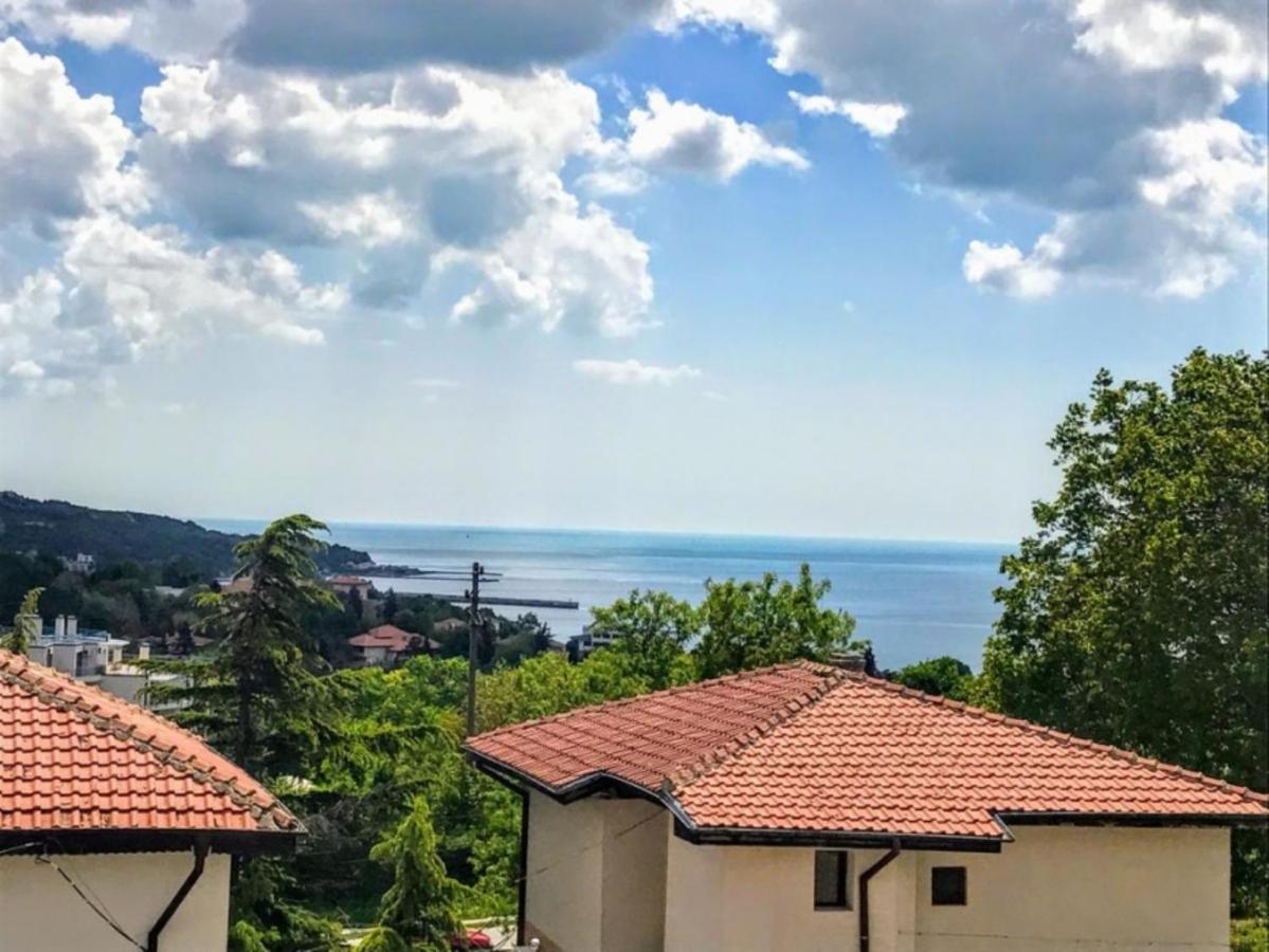 Villa Bianca Baltsjik Eksteriør bilde