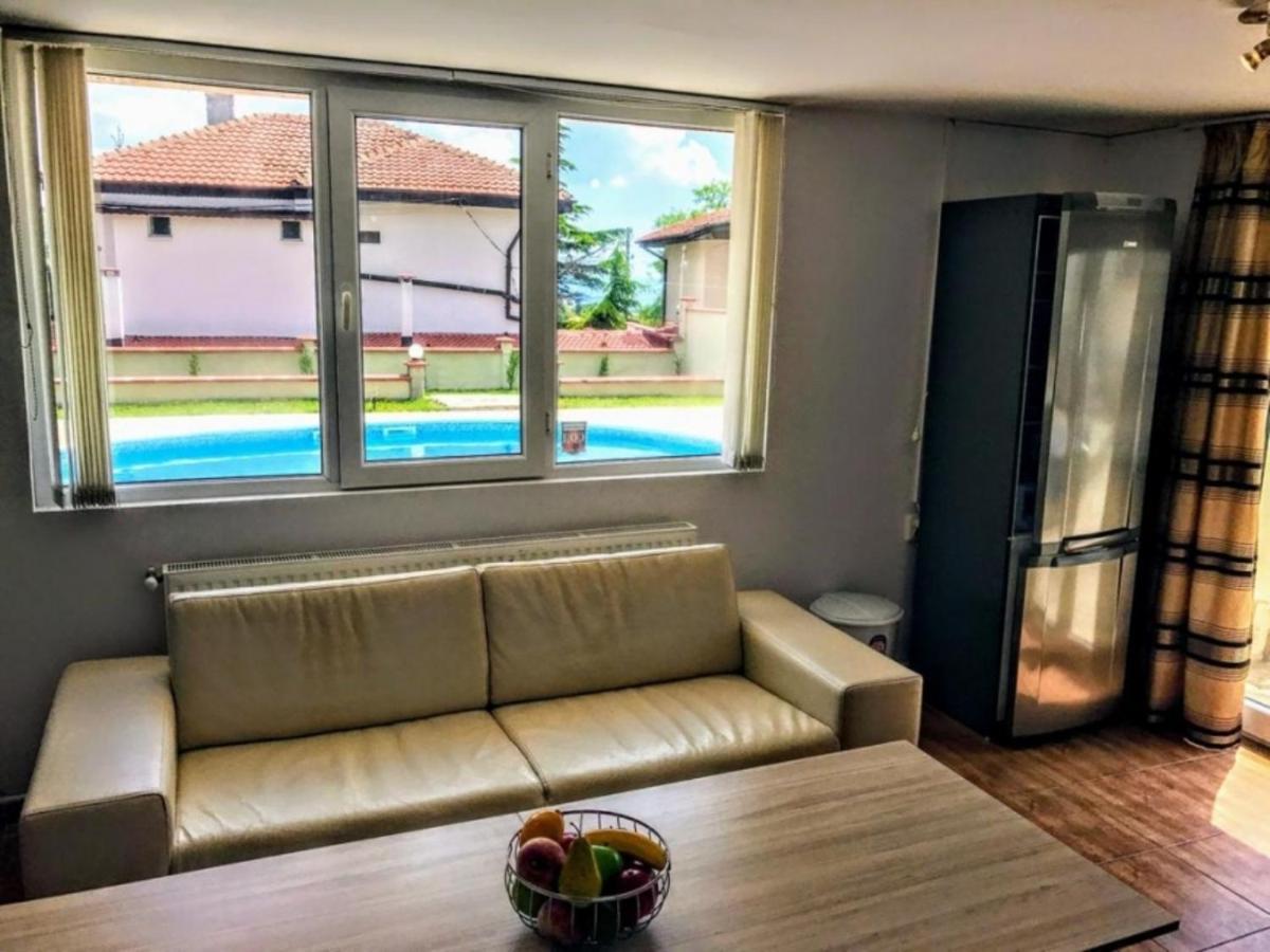 Villa Bianca Baltsjik Eksteriør bilde